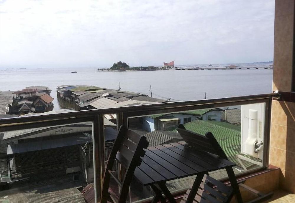 Seaview Sriracha Hotel Сі-Рача Екстер'єр фото