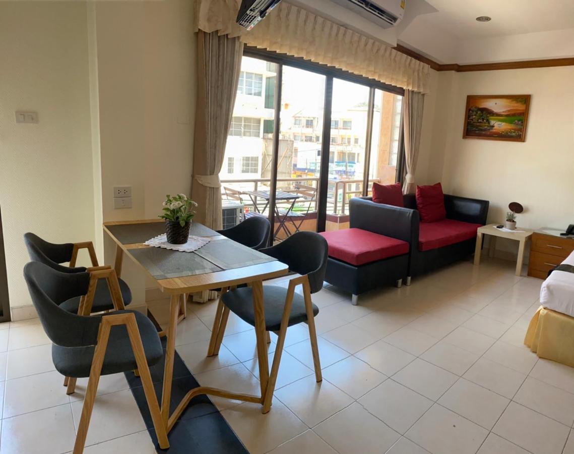 Seaview Sriracha Hotel Сі-Рача Екстер'єр фото