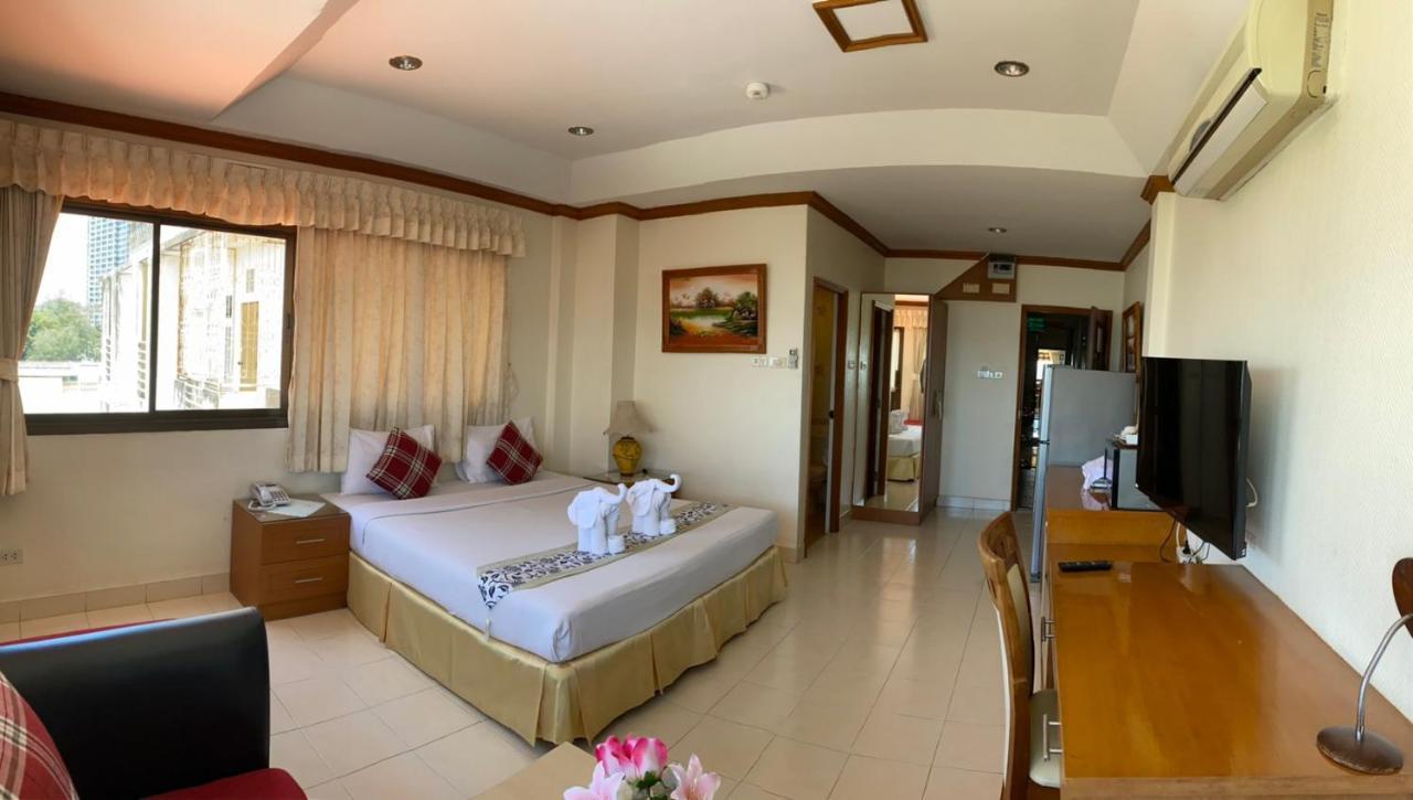 Seaview Sriracha Hotel Сі-Рача Екстер'єр фото