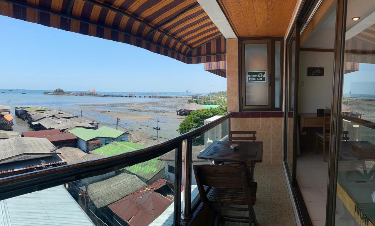 Seaview Sriracha Hotel Сі-Рача Екстер'єр фото