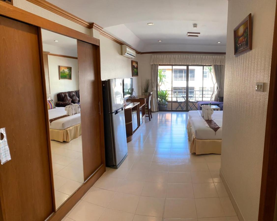 Seaview Sriracha Hotel Сі-Рача Екстер'єр фото