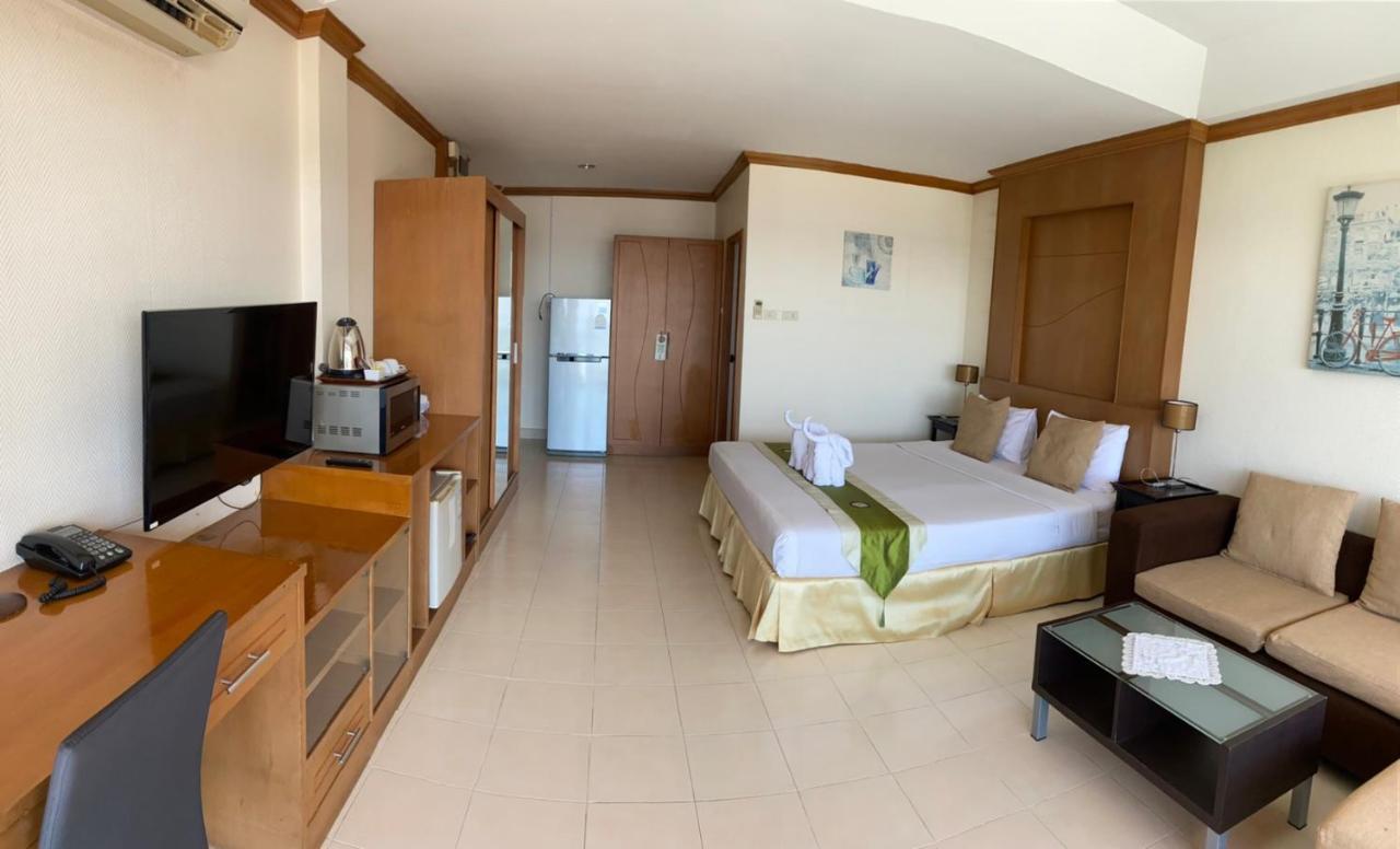 Seaview Sriracha Hotel Сі-Рача Екстер'єр фото
